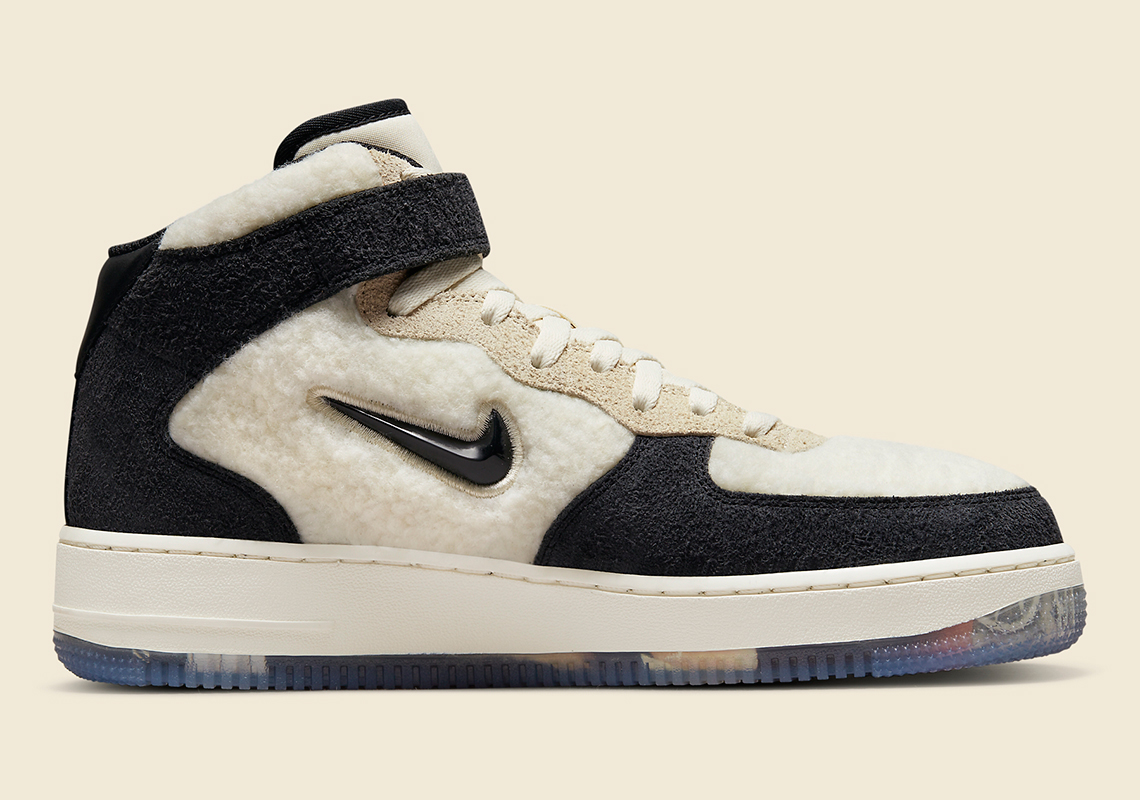 Nike Air Force 1 Mid Panda Do2123 113 5