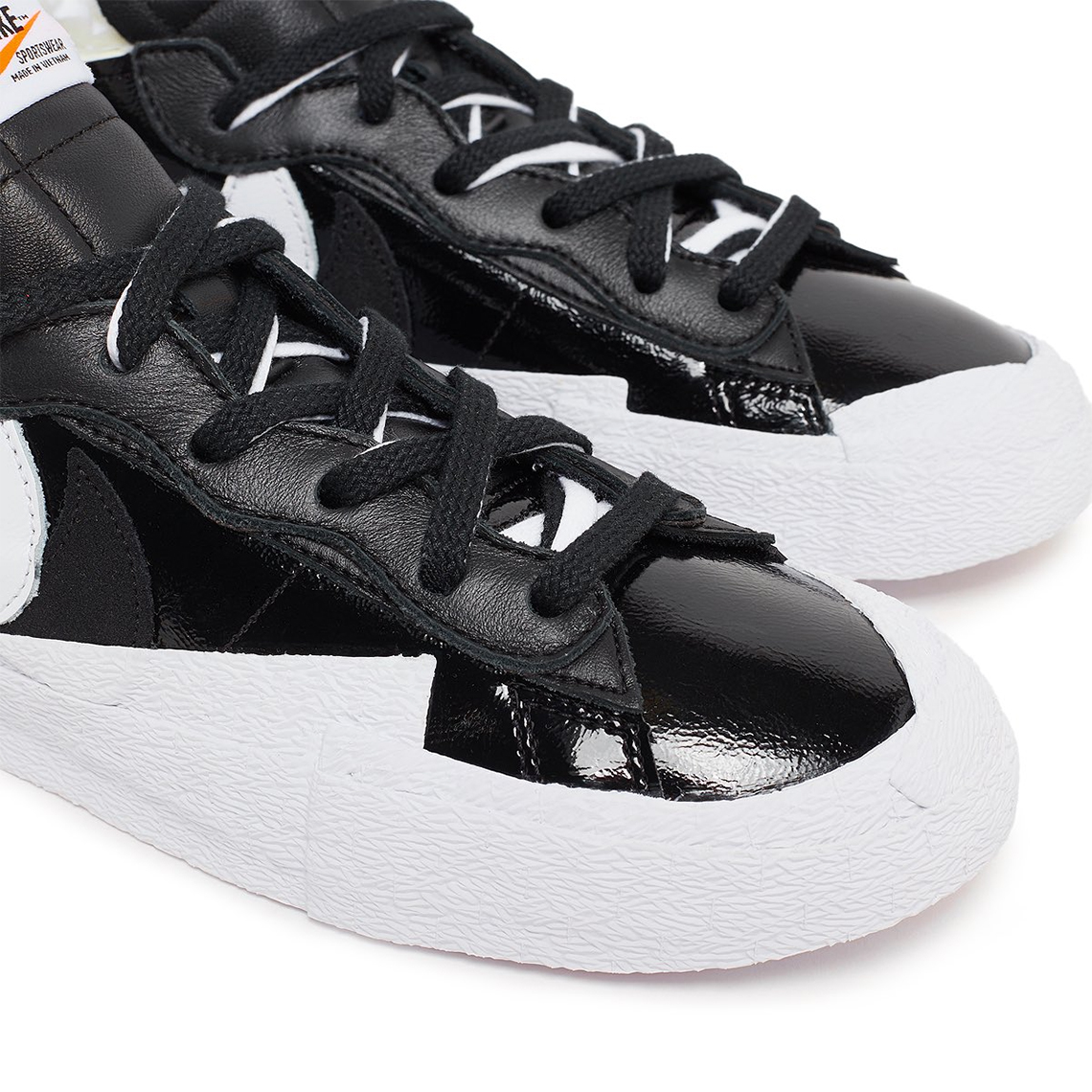 Sacai Nike Blazer Low Patent Black White 3