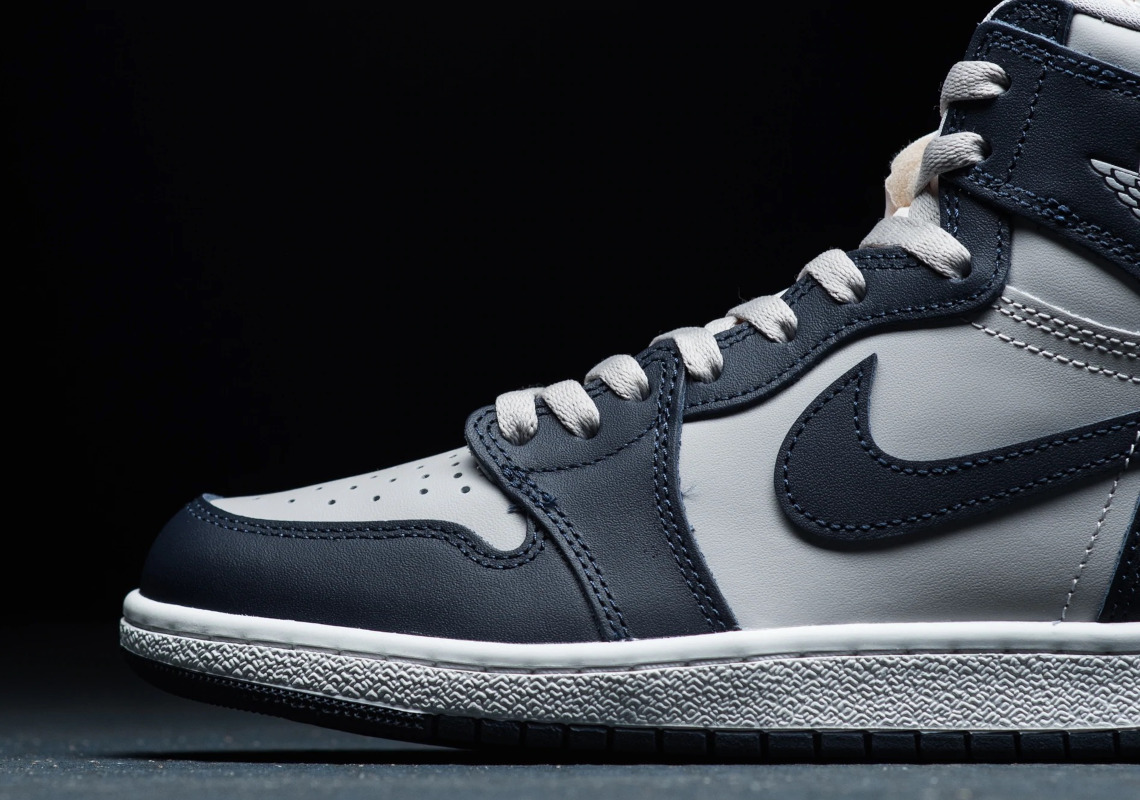 Air Jordan 1 Georgetown Bq4422 400 04.jpg