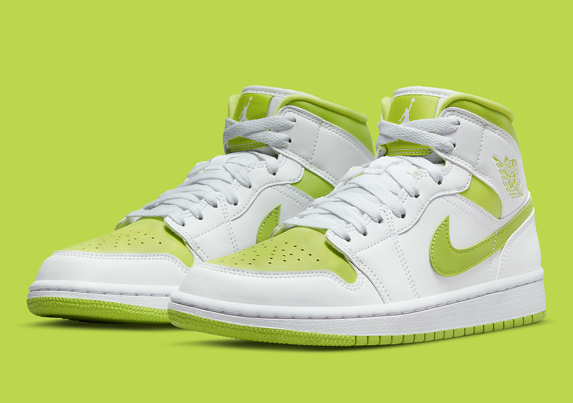 Official Images Of The Air Jordan 1 "White Lime"