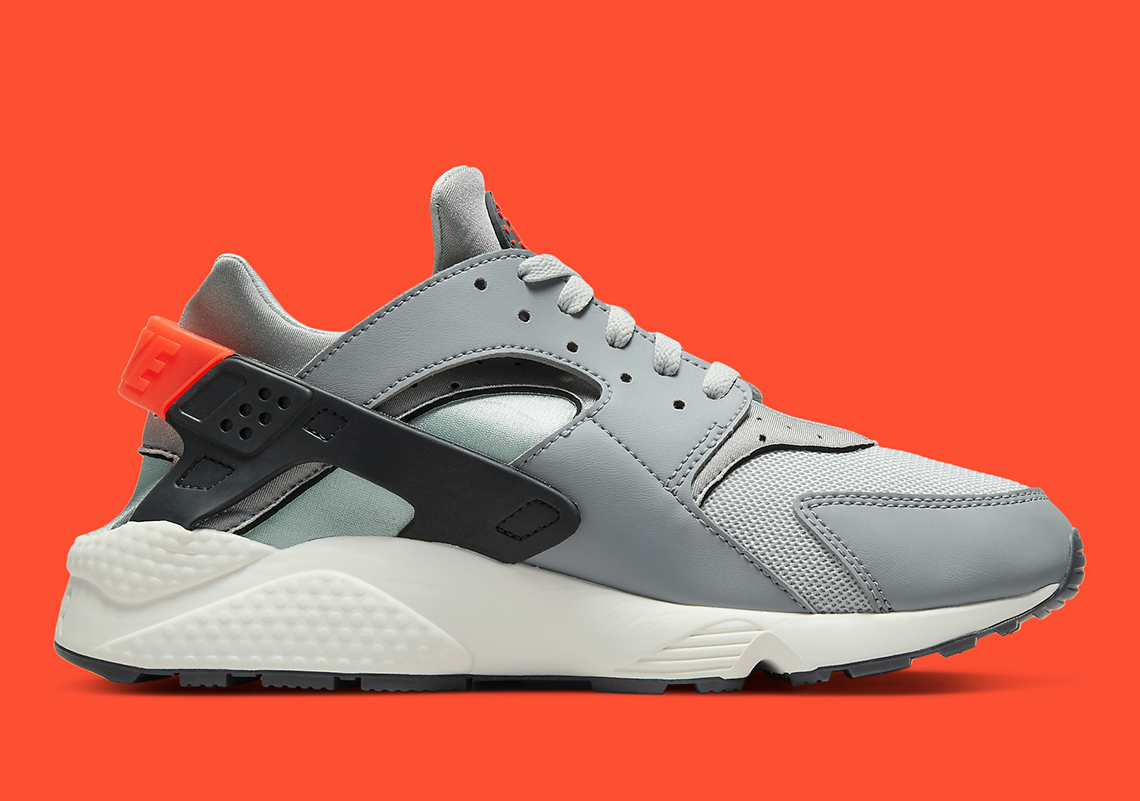 Nike Air Huarache Dr8606 001 8