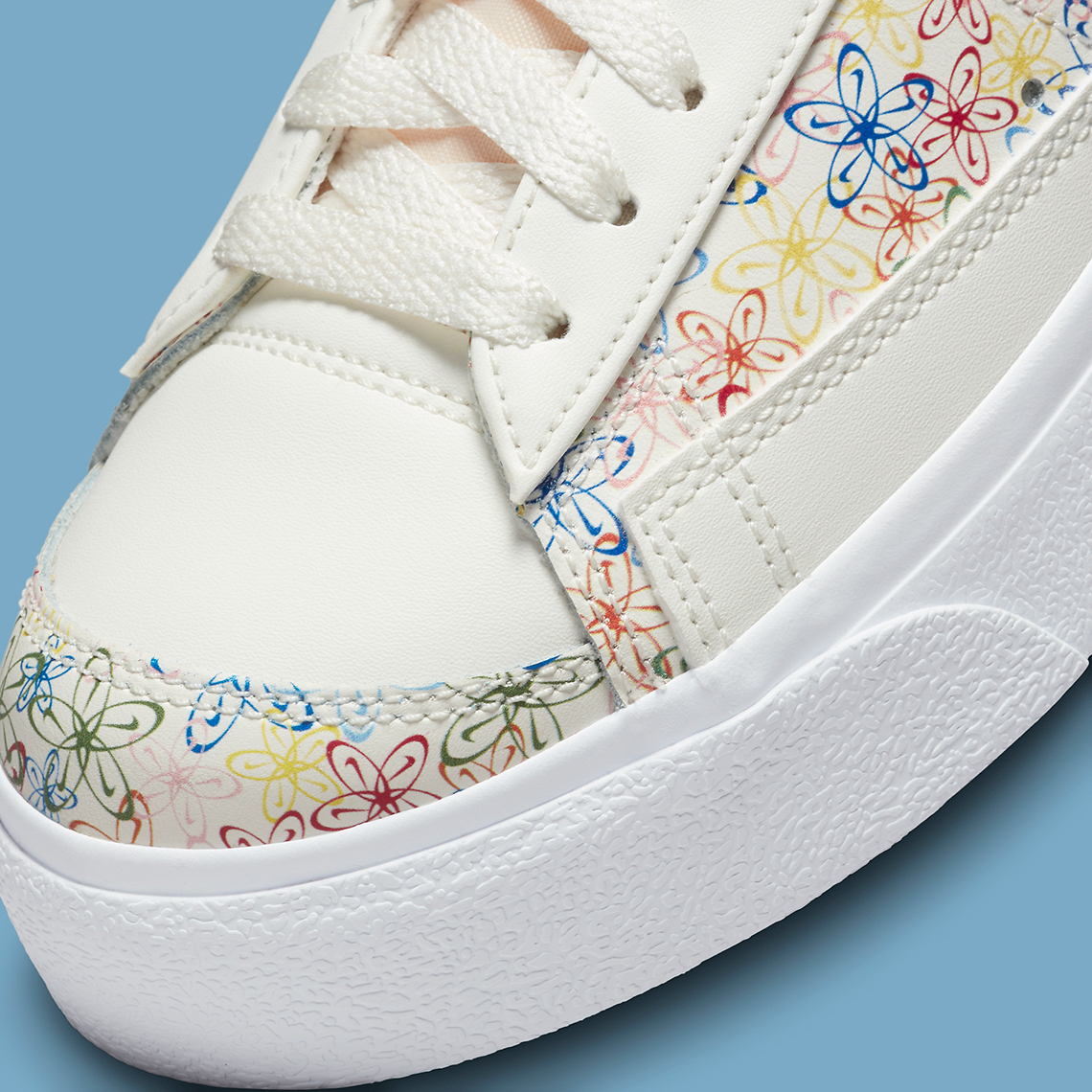 Nike Blazer Low Platform Dv3210 100 7
