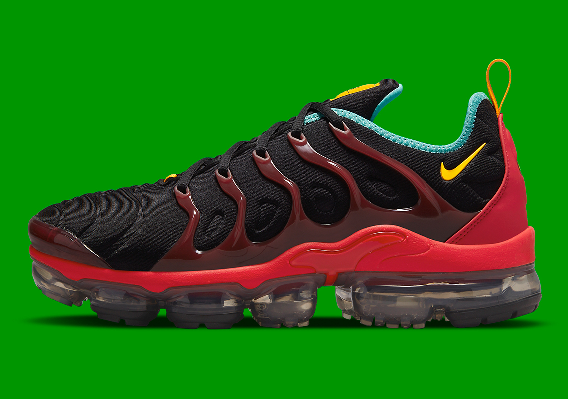 Nike Vapormax Plus Stained Glass Dx1795 001 Release Date 6