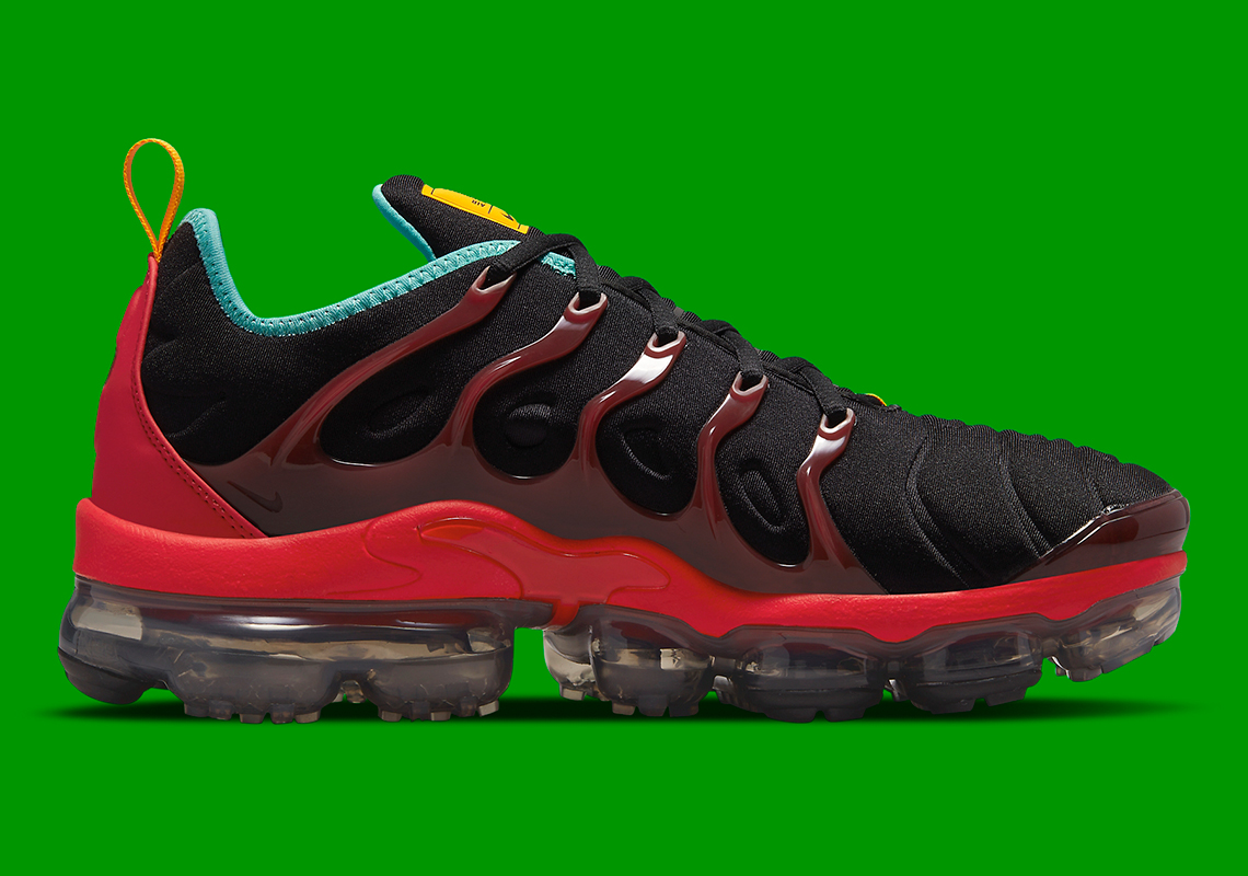 Nike Vapormax Plus Stained Glass Dx1795 001 Release Date 8