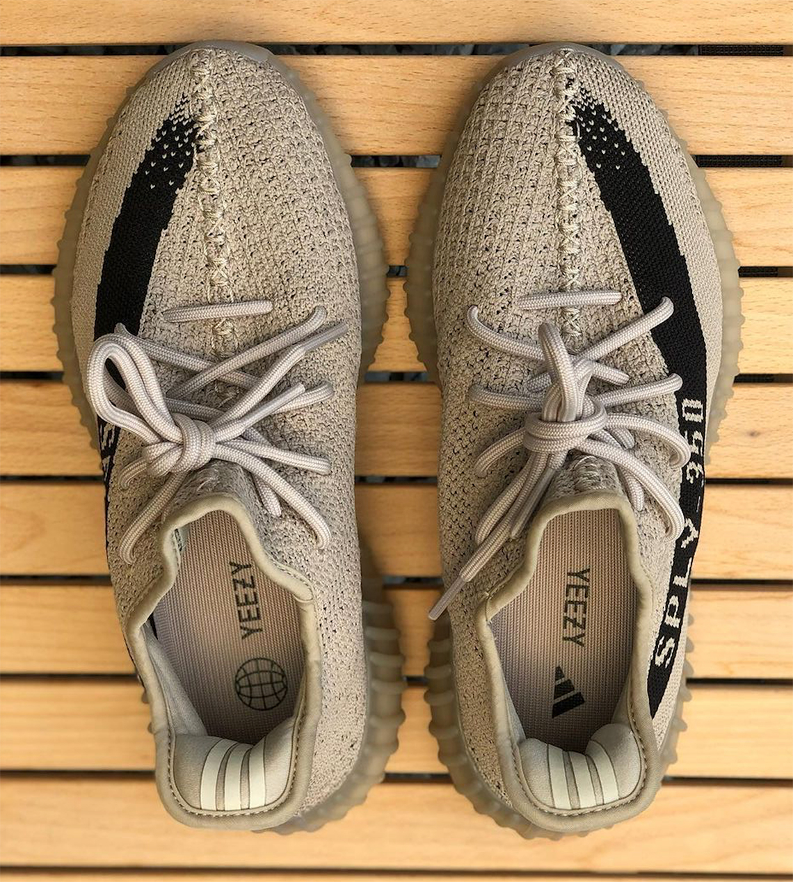 Yeezy 350 Beige Black