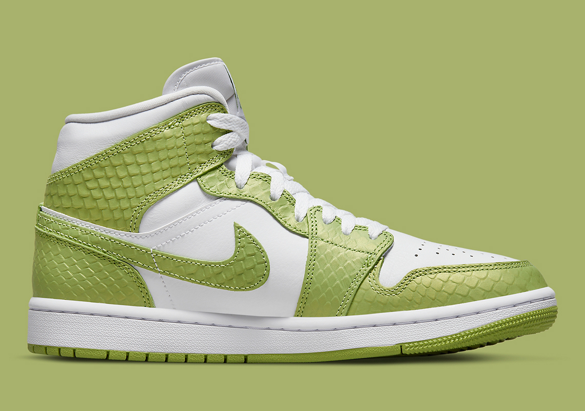 Air Jordan 1 Mid Green Python Dv2959 113 2