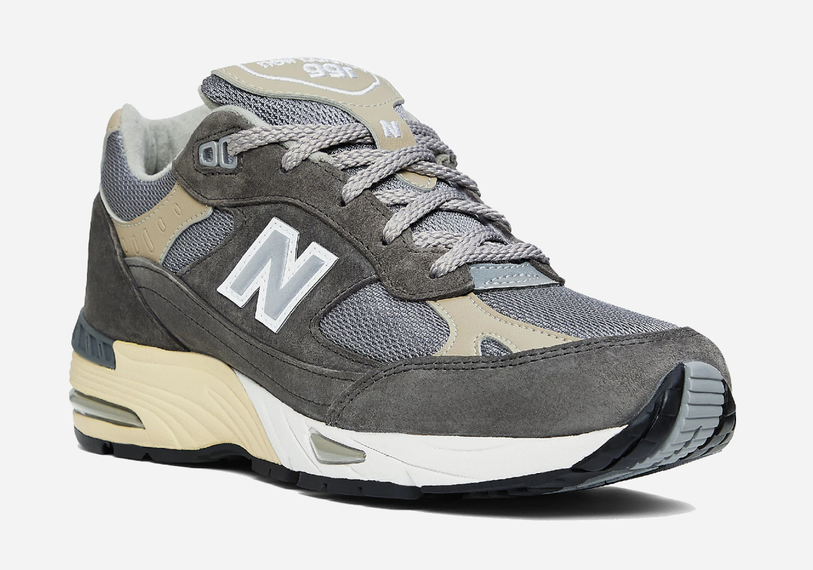 New Balance 991 40th Anniversary 3