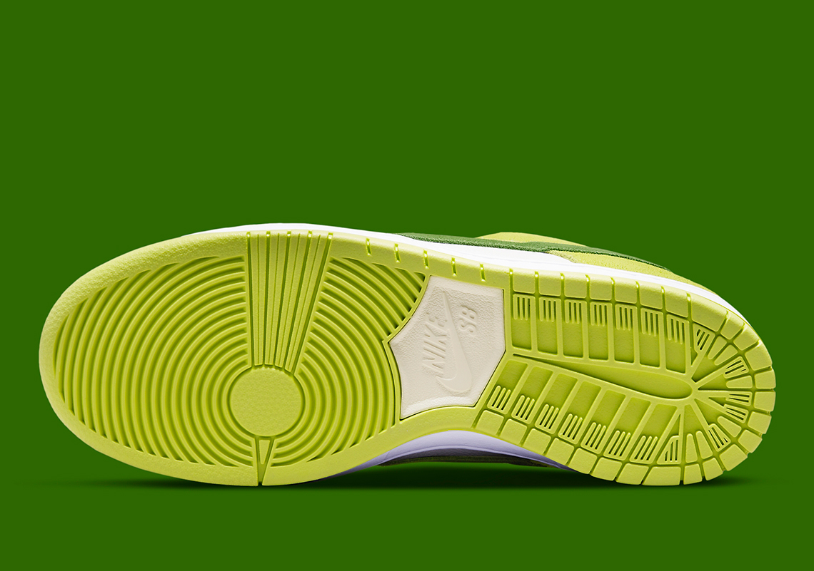 Nike Dunk Low Dm0807 300 1