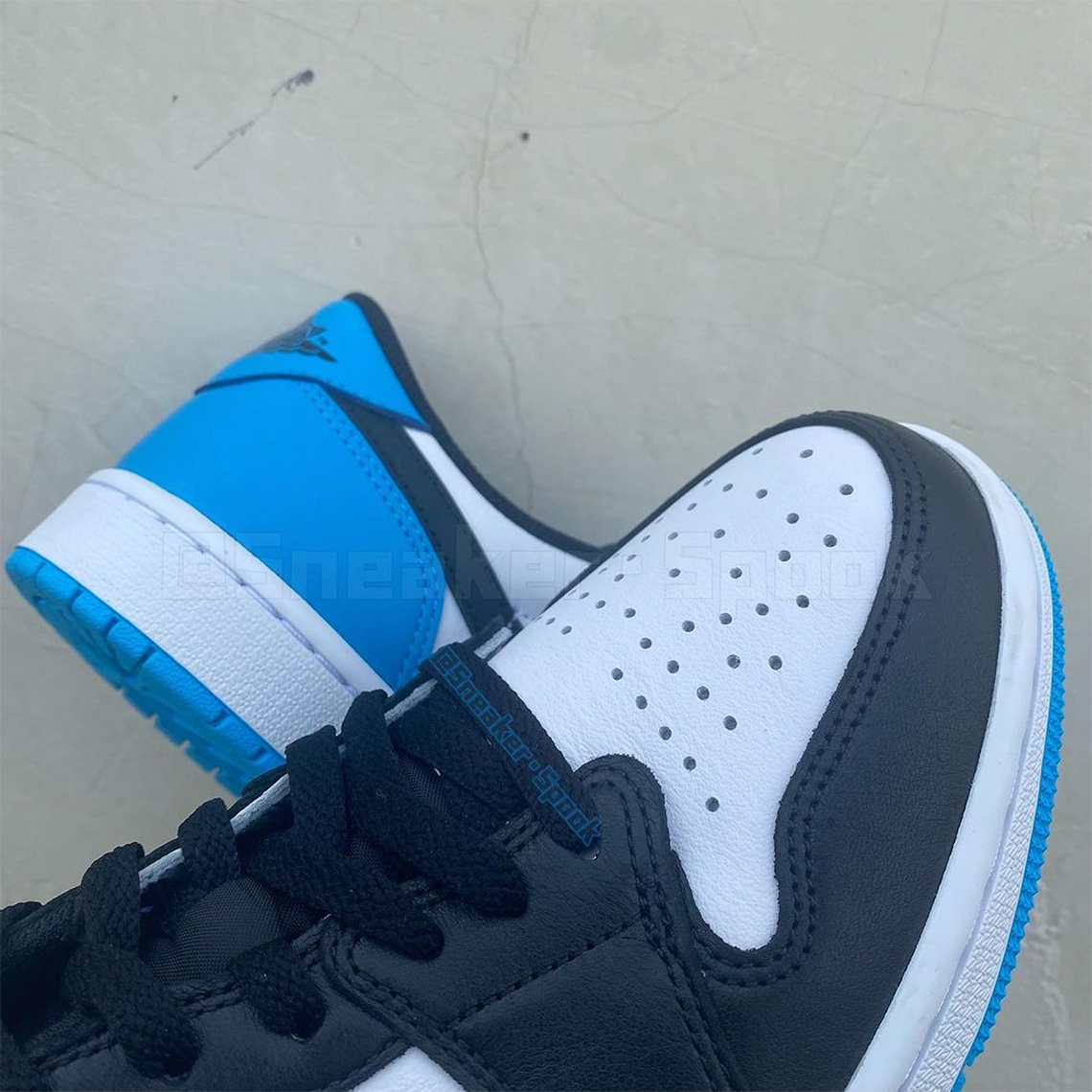 Air Jordan 1 Low Og Unc White Dark Powder Blue Black 2