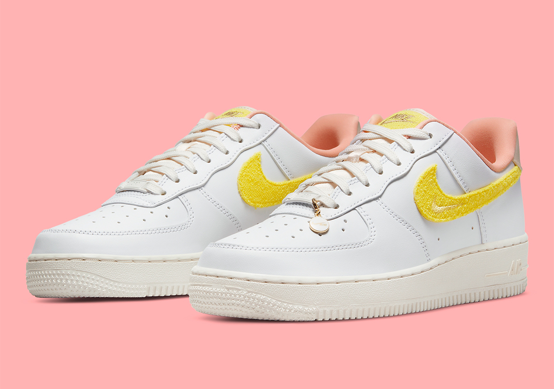 Nike Air Force 1 Low White Yellow Strike Phantom Pearl White Dv2183 100 4