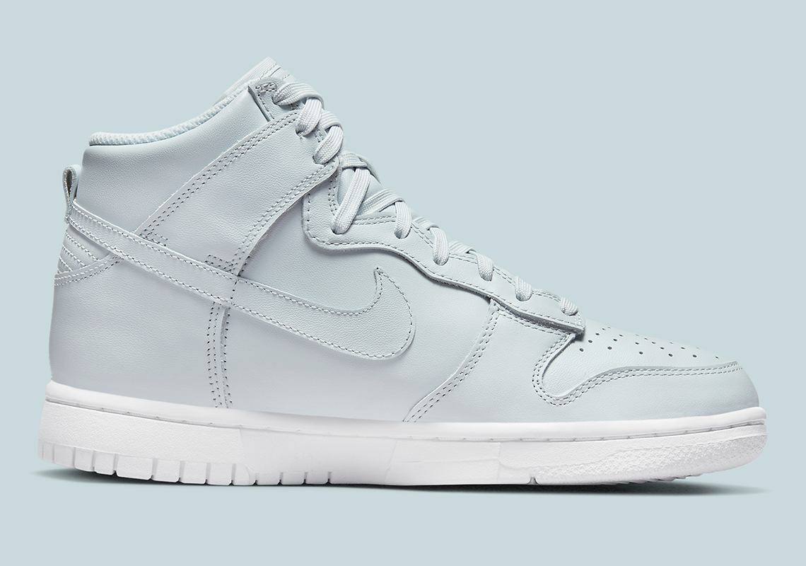 Nike Dunk High Pearl Dr5488 001 1