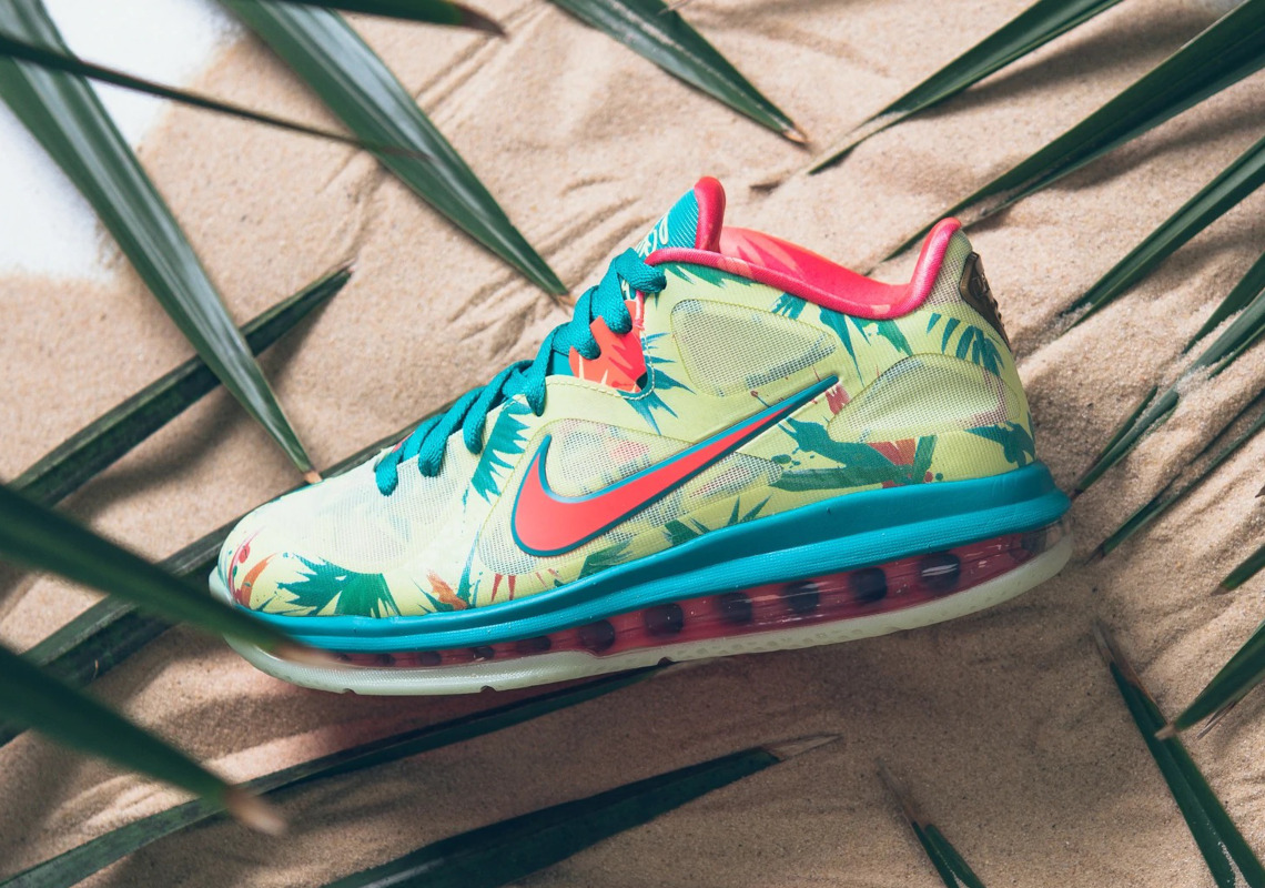 Nike Lebron 9 Low Do9355 300 2.jpg