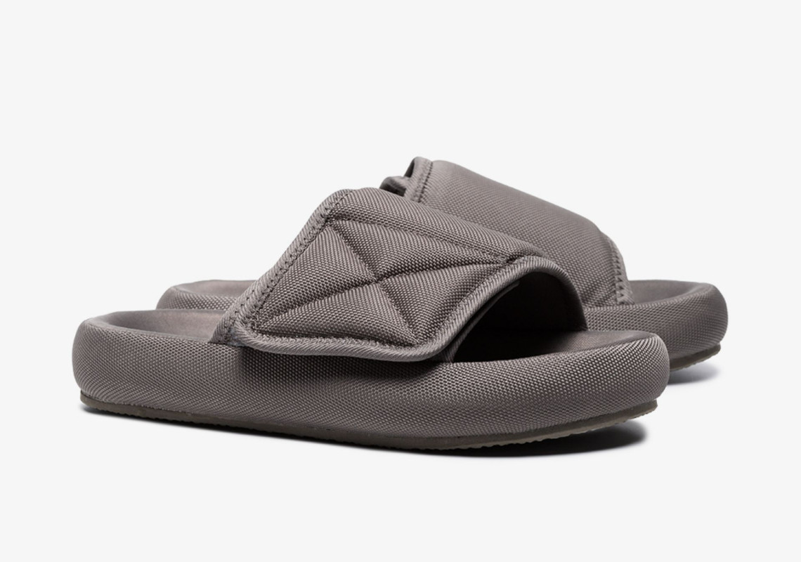 Adidas Yeezy Slide 101 020