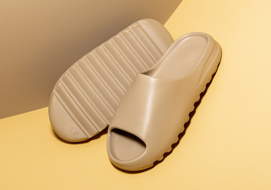 Adidas Yeezy Slide 101 028