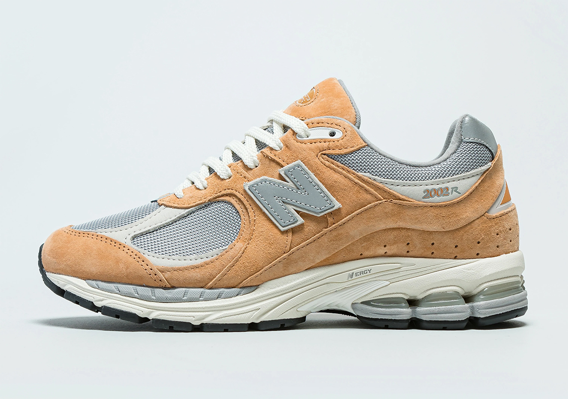 New Balance 2002r M2002rhm Dusty Orange 1