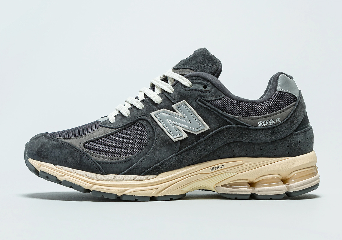 New Balance 2002r M2002rho Grey Suede 1