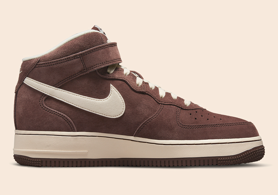 Nike Air Force 1 Mid Qs Chocolate Dm0107 200 4