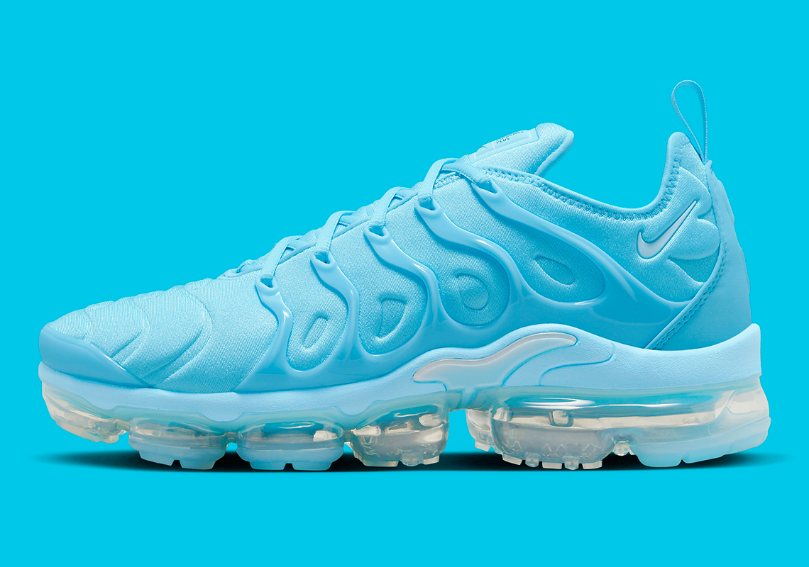 Nike Vapormax Plus University Blue Release Date 4