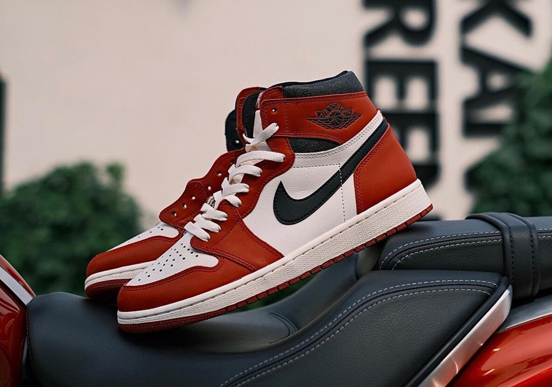 Air Jordan 1 Chicago Reimagined Photos 4