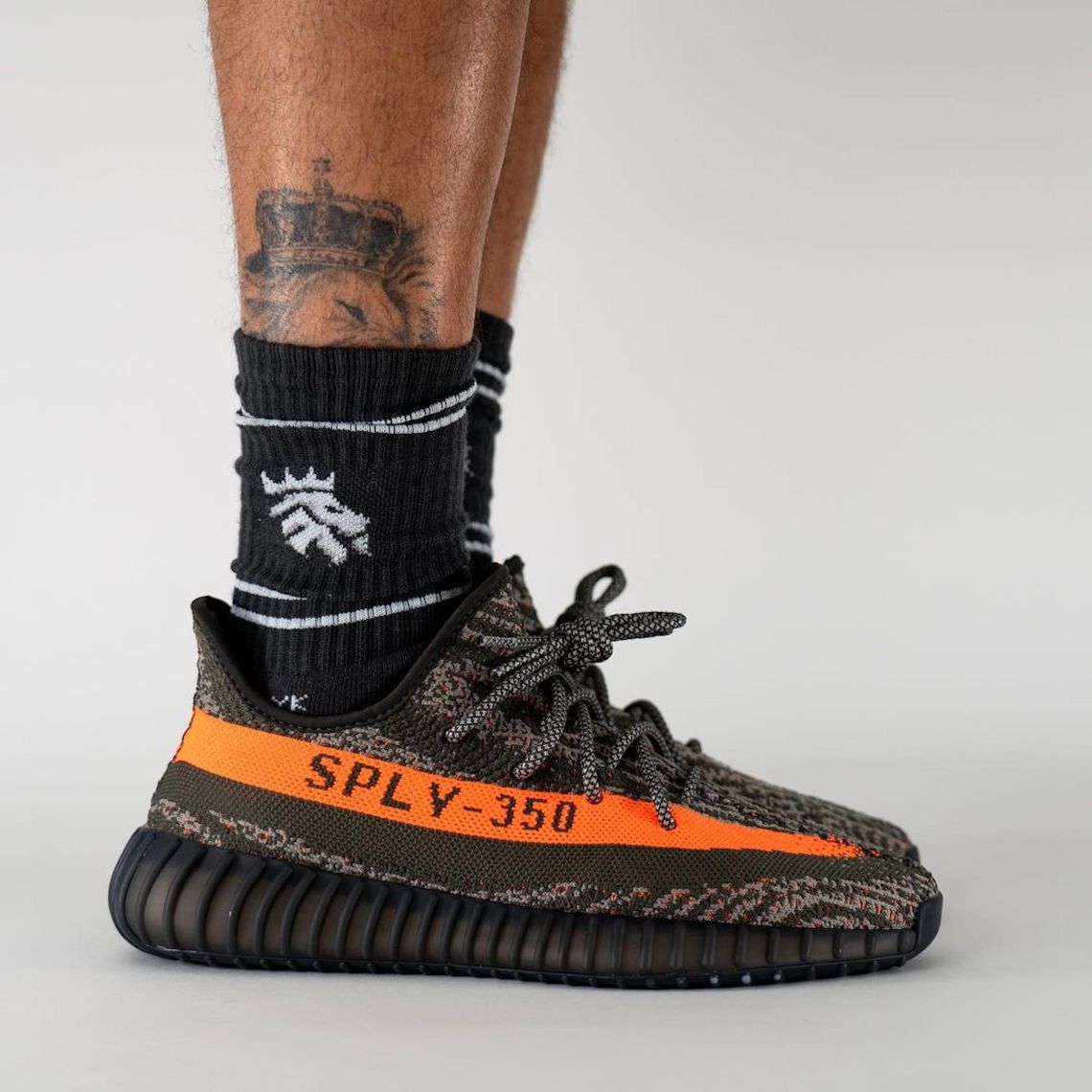 Adidas Yeezy Boost 350 V2 Dark Beluga 002