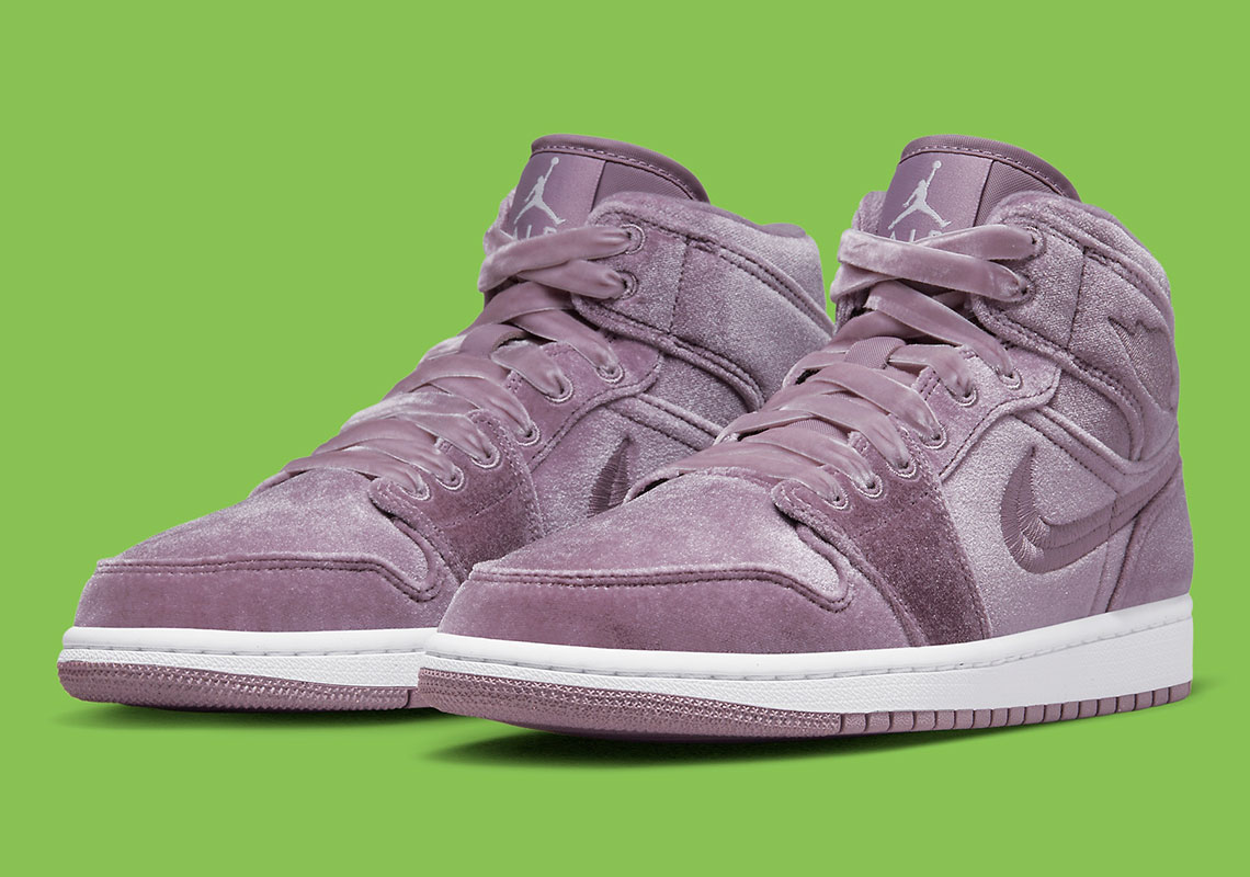 Purple Velvet Covers This Upcoming Air Jordan 1 Mid