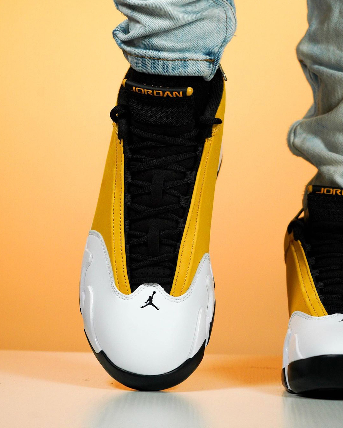 Air Jordan 14 Womens Light Ginger Black White 3