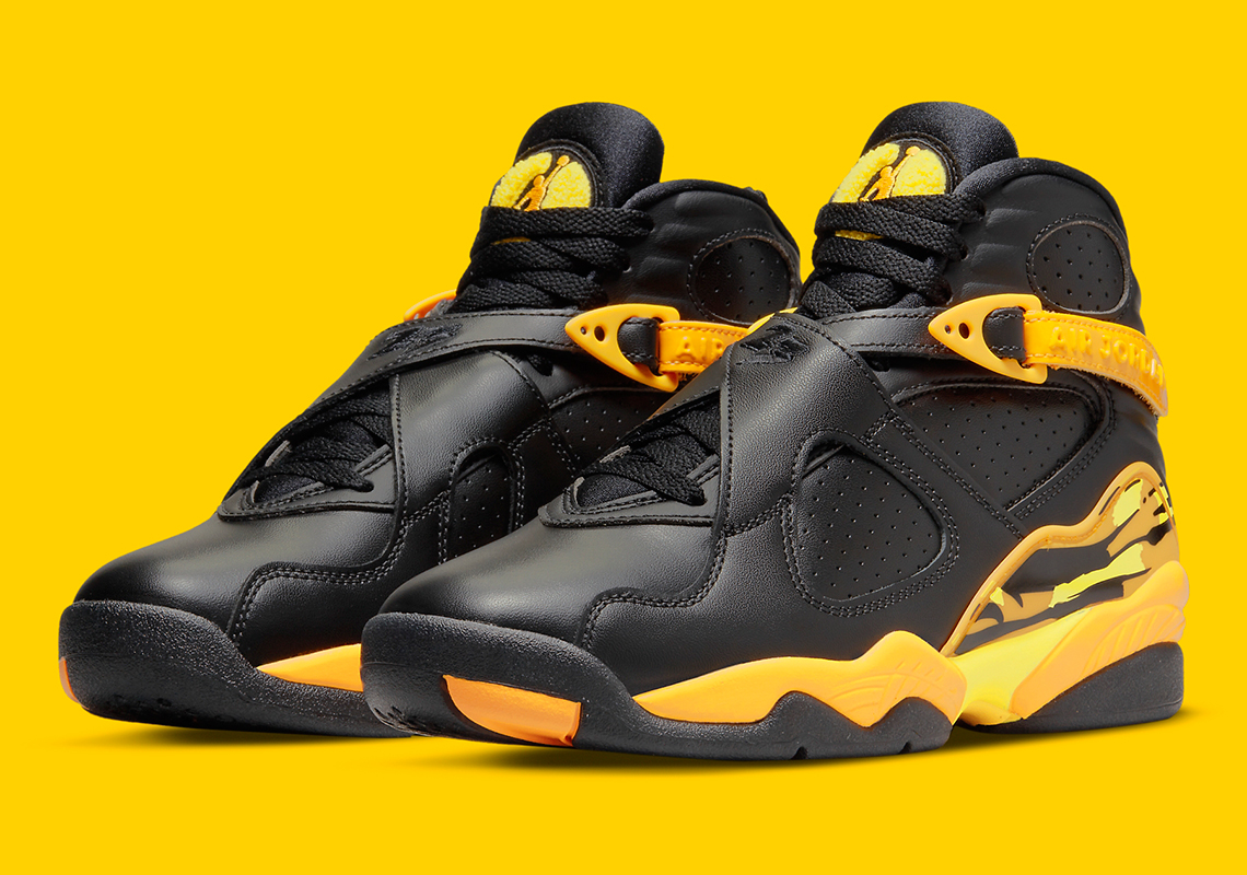 Official Images Of The Air Jordan 8 Womens "Taxi"