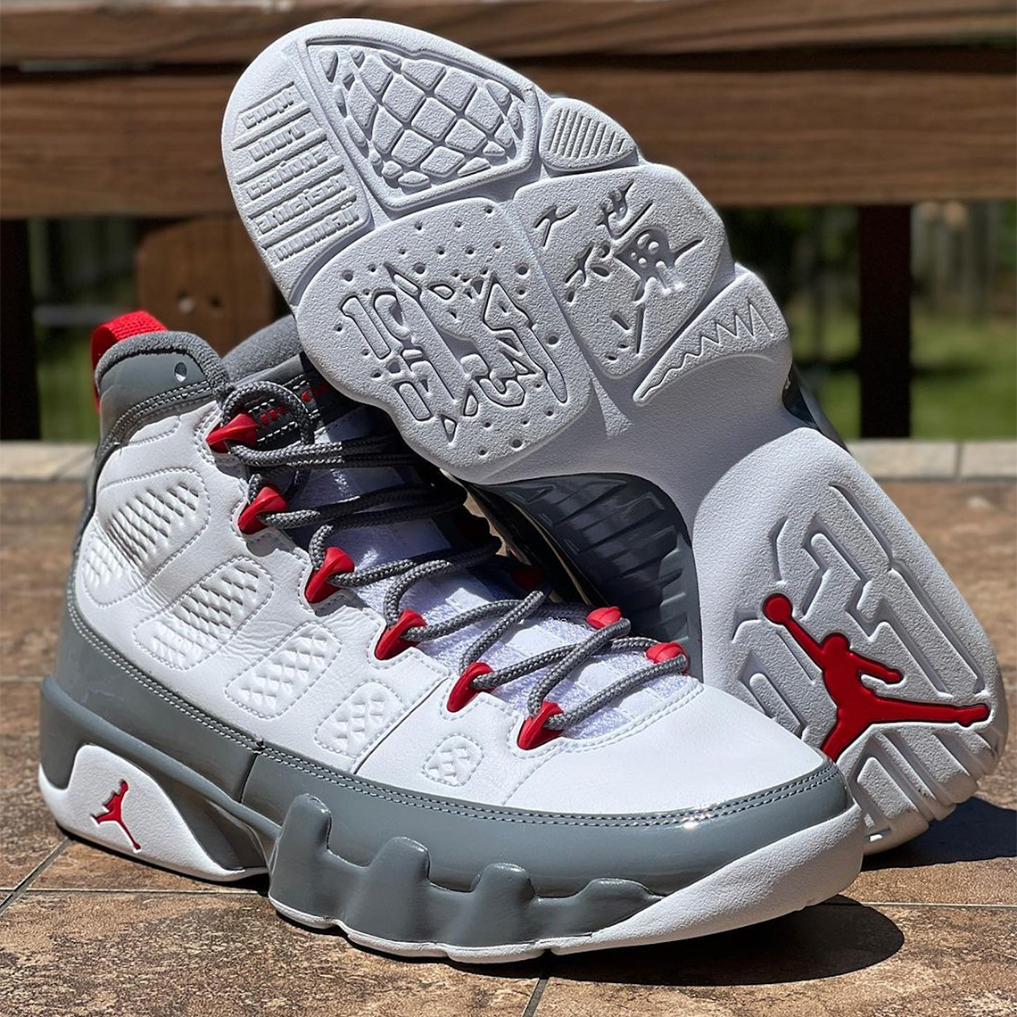 Air Jordan 9 White Fire Red Cool Grey 5