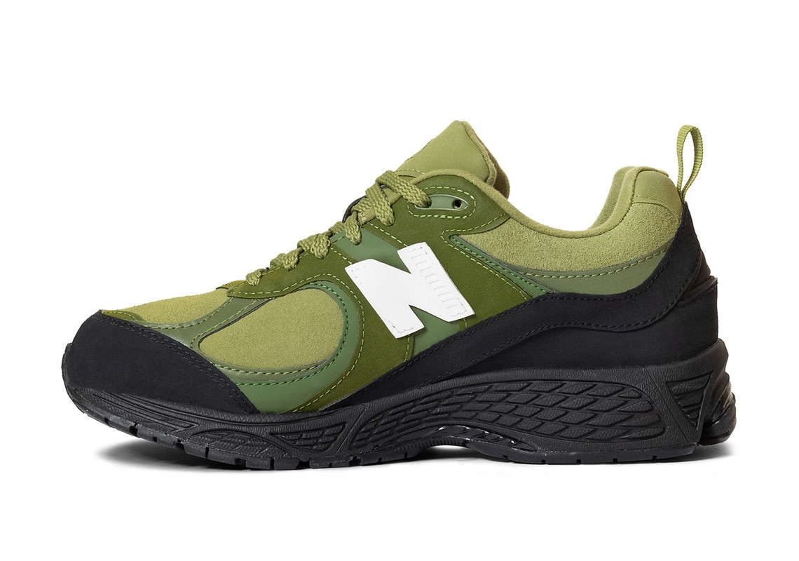 Basement New Balance 2002r Moss Green 2