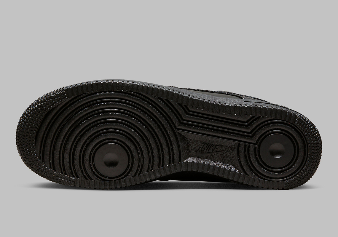 Nike Air Force 1 Low 40th Anniversary Black Gold Snakeskin 2