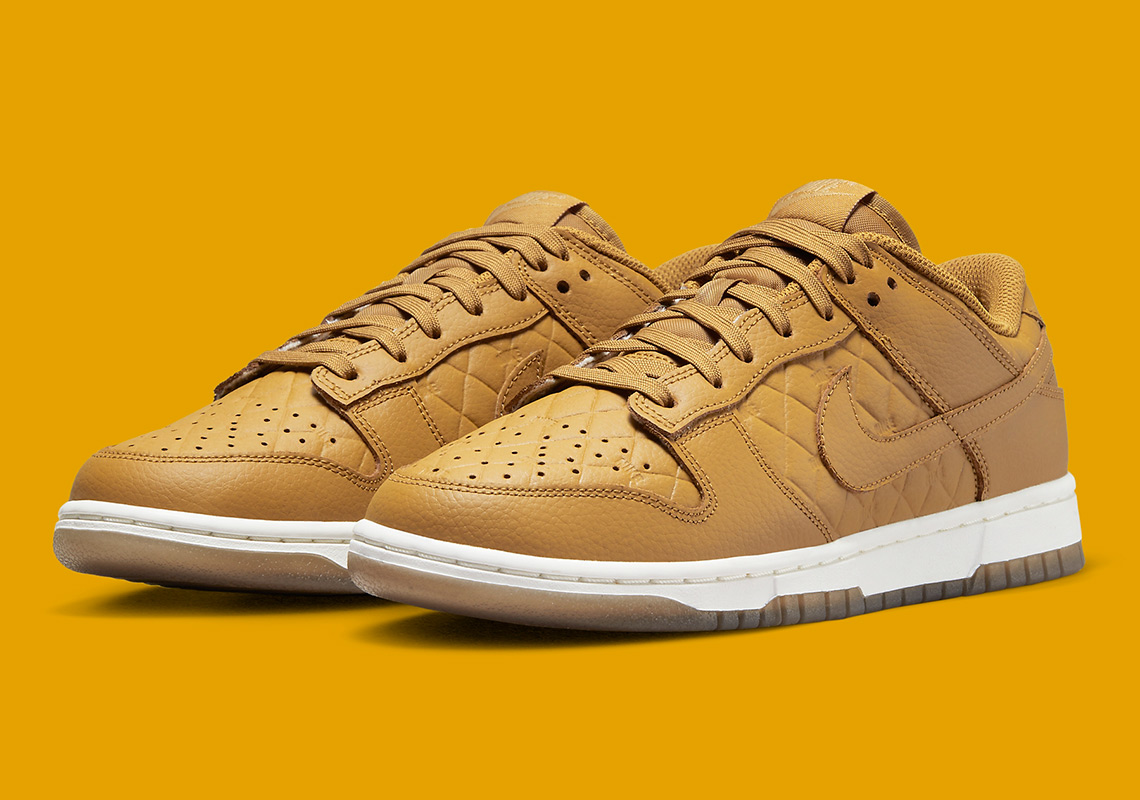 A Quilted Nike Dunk Low Appears In "Wheat"