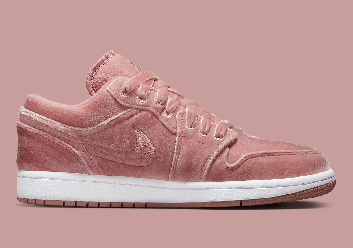 Air Jordan 1 Low Pink Velvet Dq8396 600 4