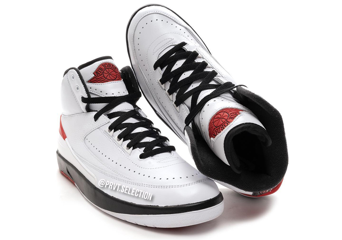 Air Jordan 2 Chicago 2022 Photos 4