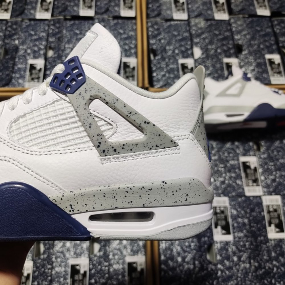 Air Jordan 4 White Navy 3