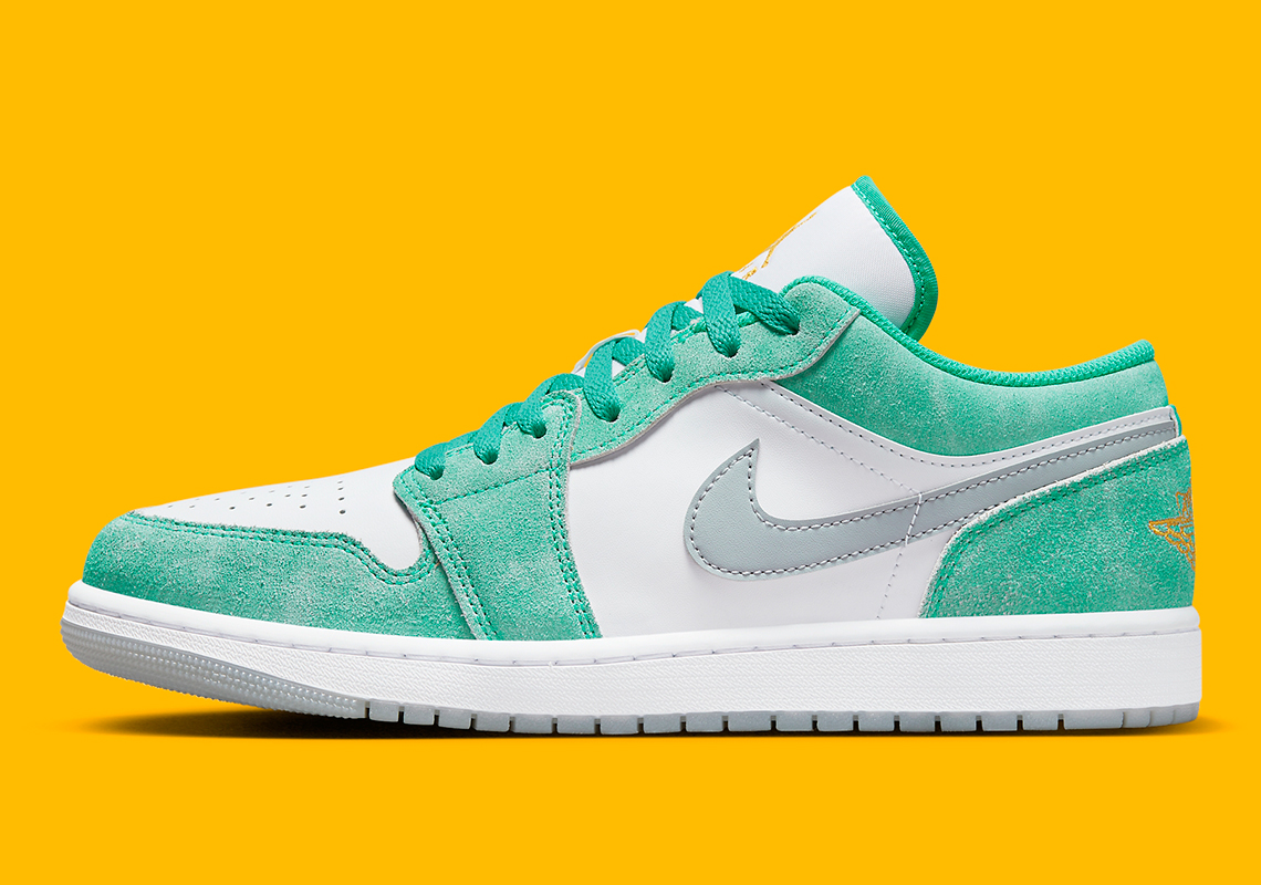 Air Jordan 1 Low New Emerald Dn3705 301 2