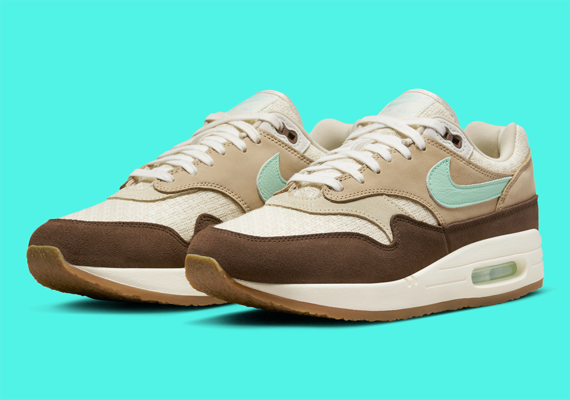 2004’s Nike Air Max 1 “Crepe” Is Returning