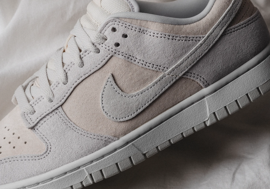 Nike Dunk Low Vast Grey 011.png