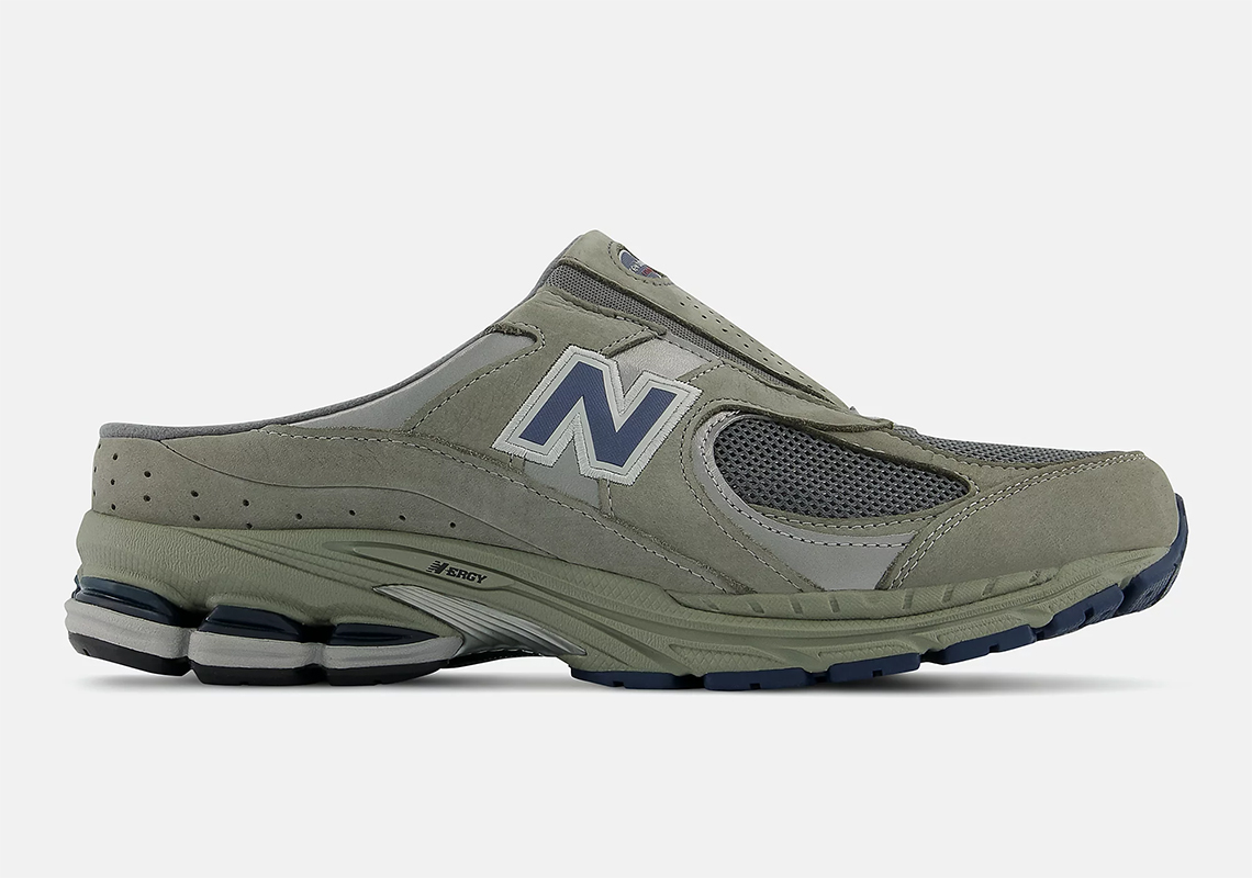 New Balance 2002r Mule M2002rmx