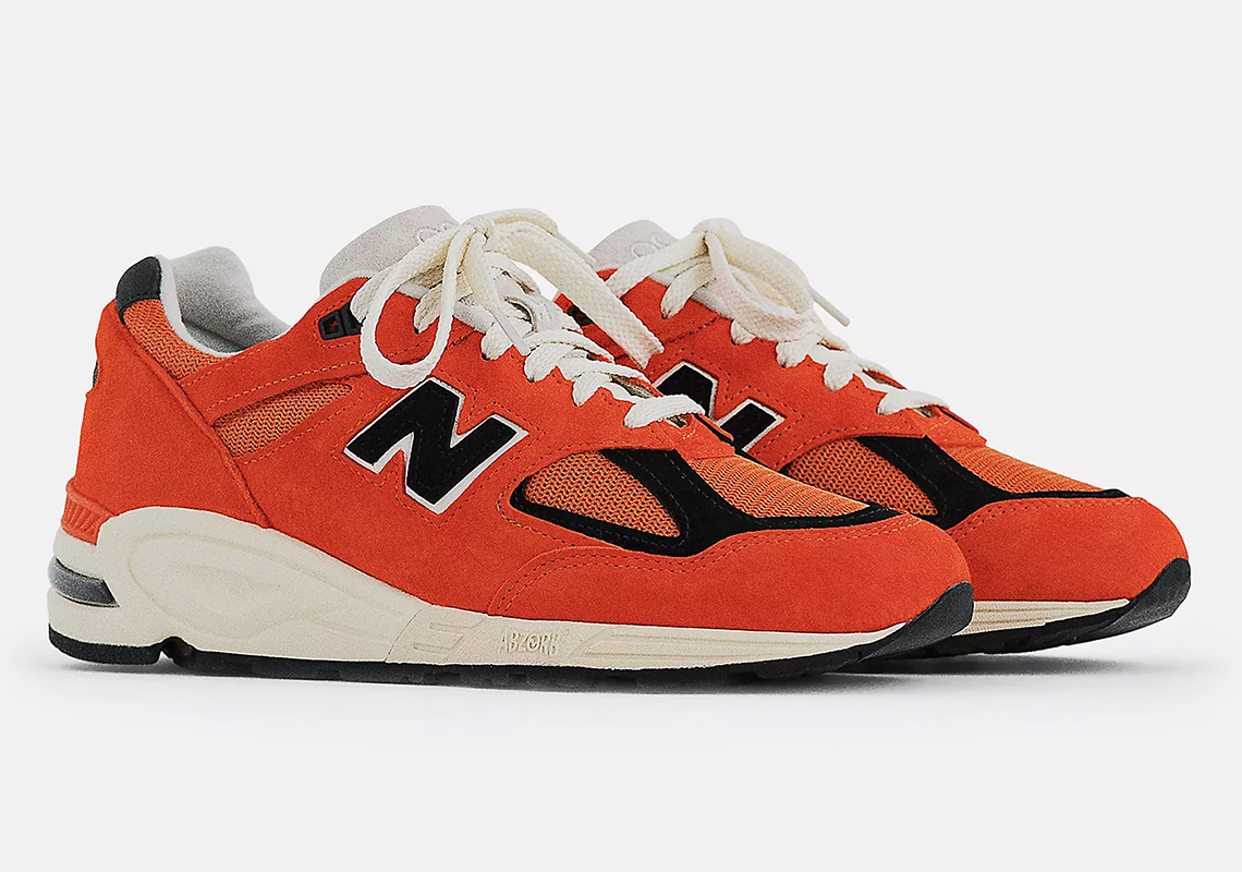 The New Balance 990v2 MADE in USA Series Continues With "Marigold"