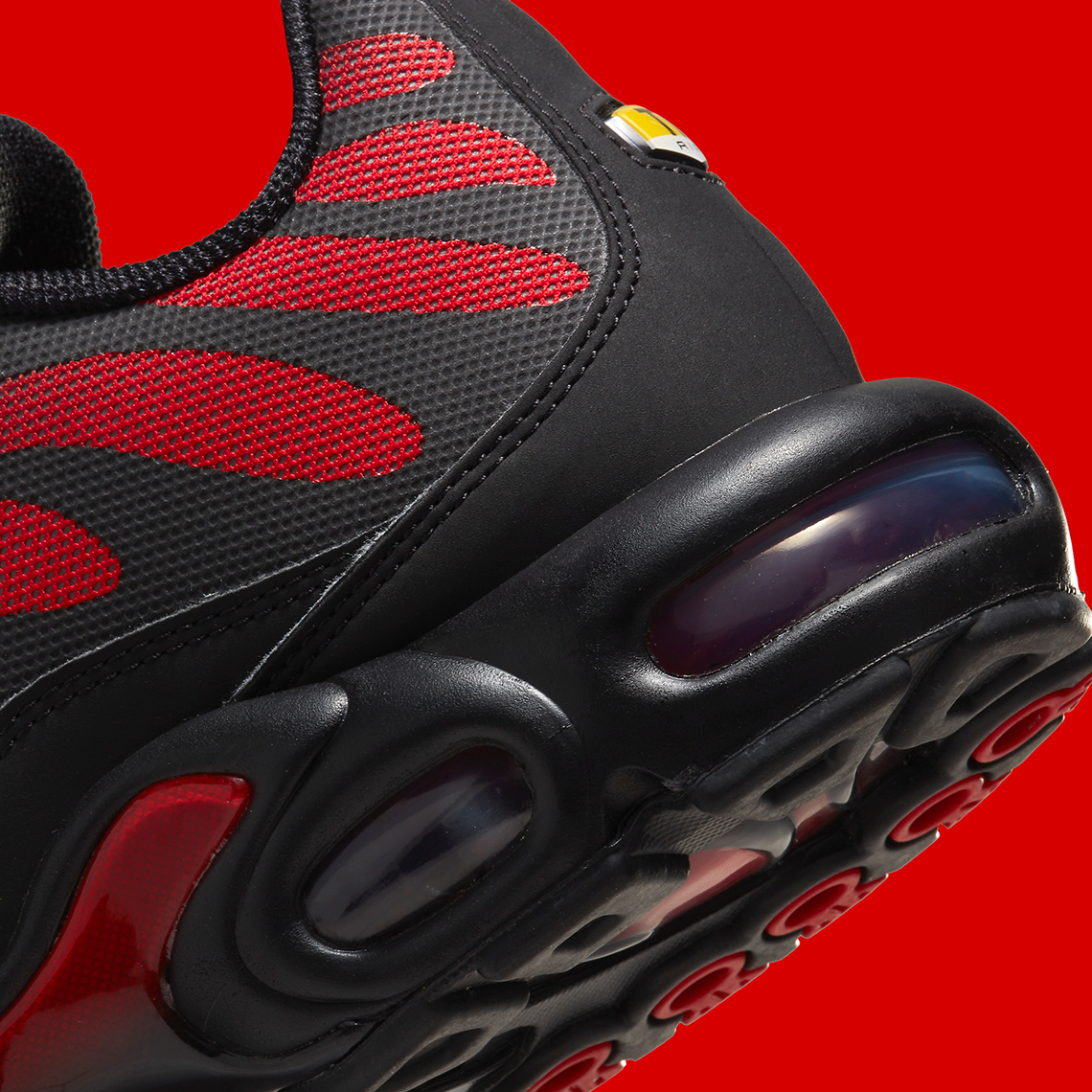 Nike Air Max Plus Black Red Reflective Dz4507 600 1