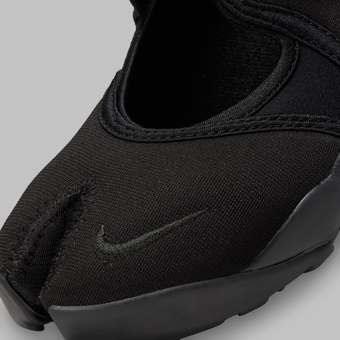 Nike Air Rift Triple Black Dz4182 010 5