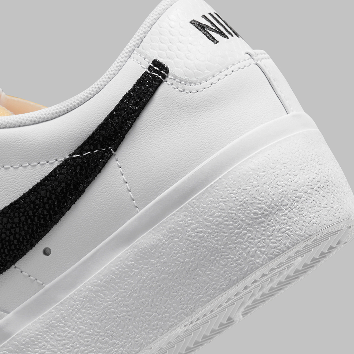Nike Blazer Low Platform White Black Stingray Dz5210 100 6