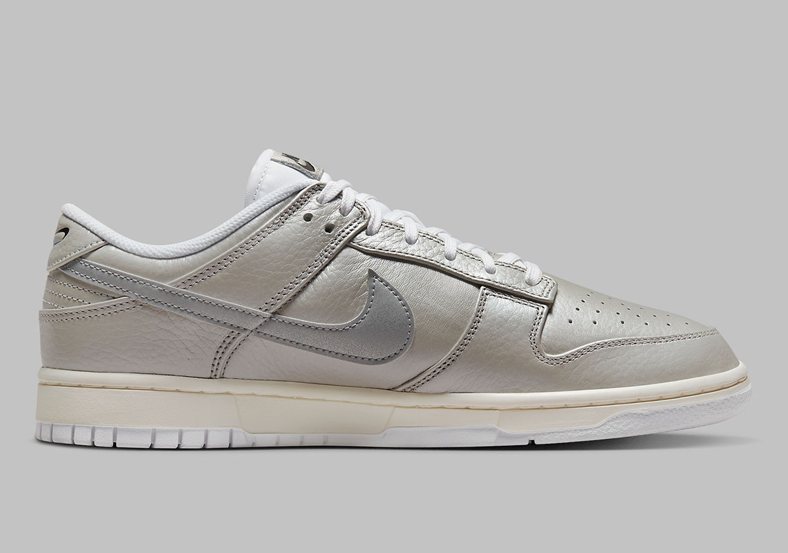 Nike Dunk Low Metallic Silver Dx3197 095 5