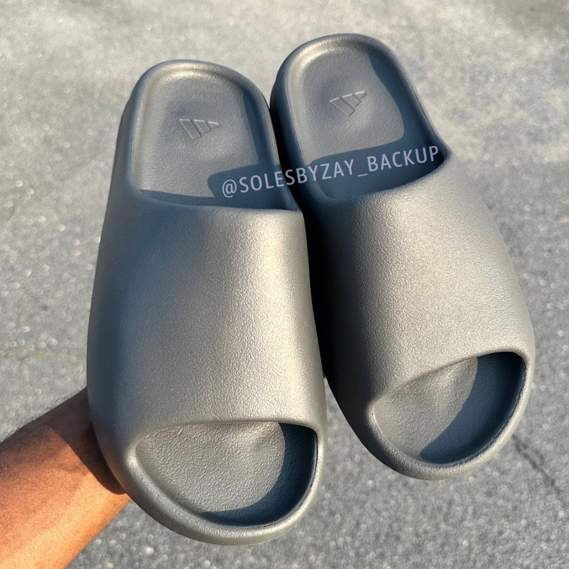 Adidas Yeezy Slide Granite 4