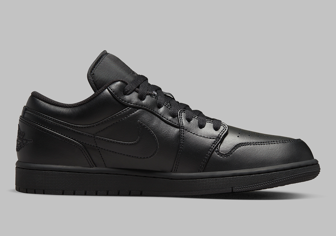 Air Jordan 1 Low Triple Black 553558 093 1 1