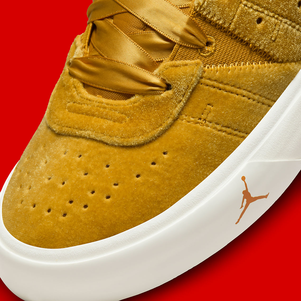 Jordan Series Gold Velvet Dz7737 761 2