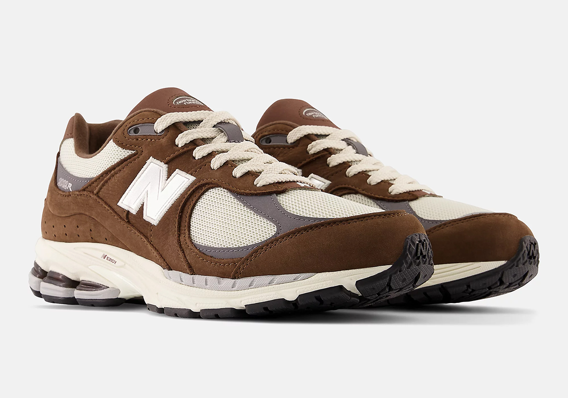 The New Balance 2002R Bears A Clean "Brown/Cream" Combination