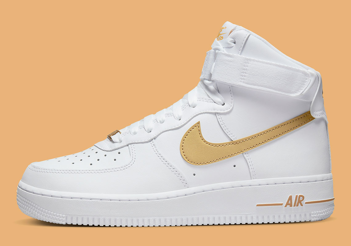 Nike Air Force 1 High Womens White Metallic Gold Dd9624 103 9