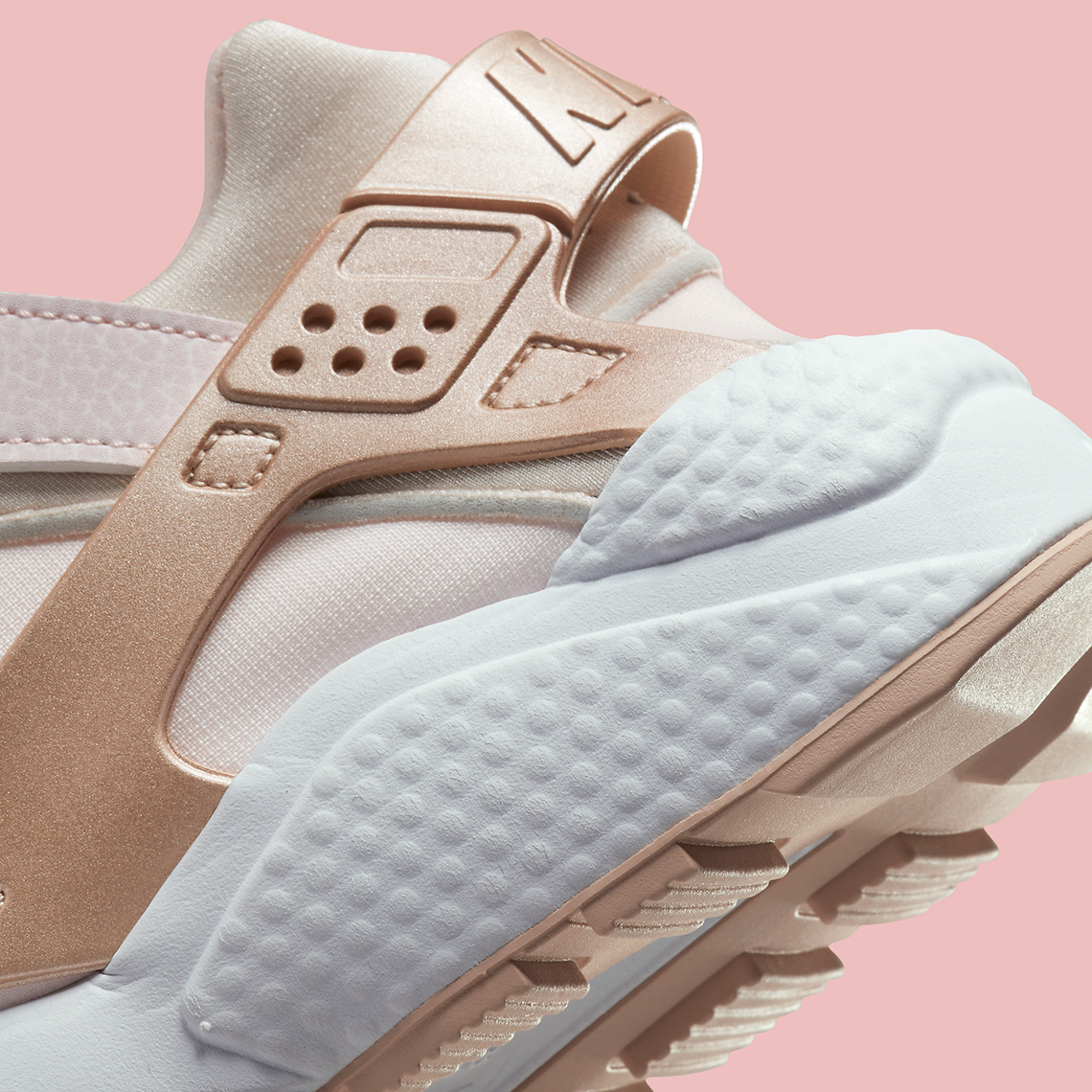 Nike Air Huarache Soft Pink Dv6017 600 5