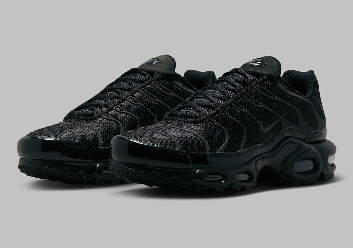 Nike Air Max Plus Triple Black Reflective Fb8479 001 7